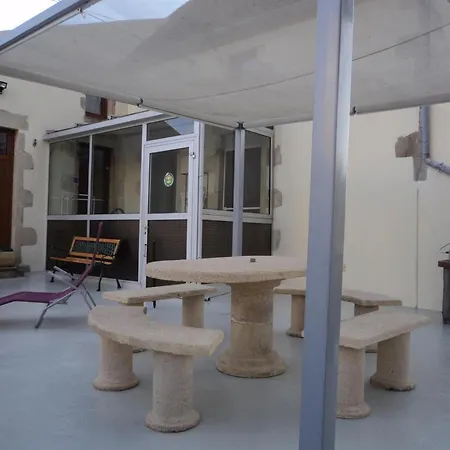 Casa de Férias Maison Rénovée à Avec Spa, Wifi Et Animaux Acceptés - Fr-1-489-294